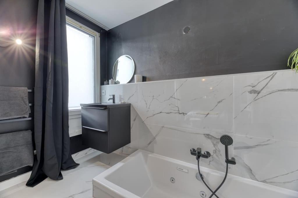 Appartement Balneo Centre ルーアン エクステリア 写真